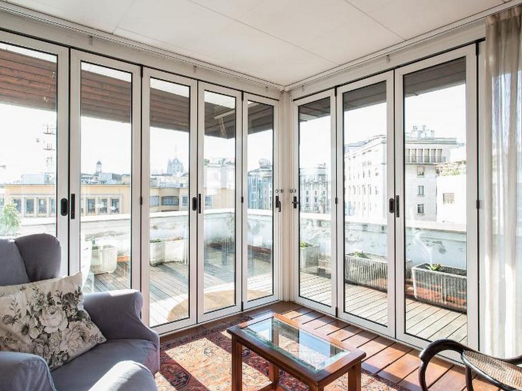 Roomy Apartment Duomo & San Babila 米兰 外观 照片